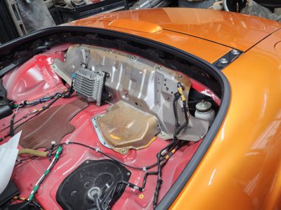ＮＣロードスター　全塗装で綺麗にイメチェン　④